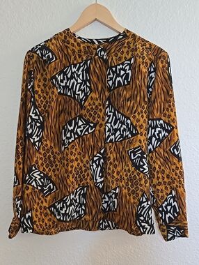 Jordan Vintage Women's Button-Down Shirt Animal Print Galore